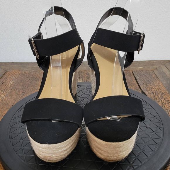 Soda Ankle Strap Open Toe Wedge Sandals - Picture 4 of 7